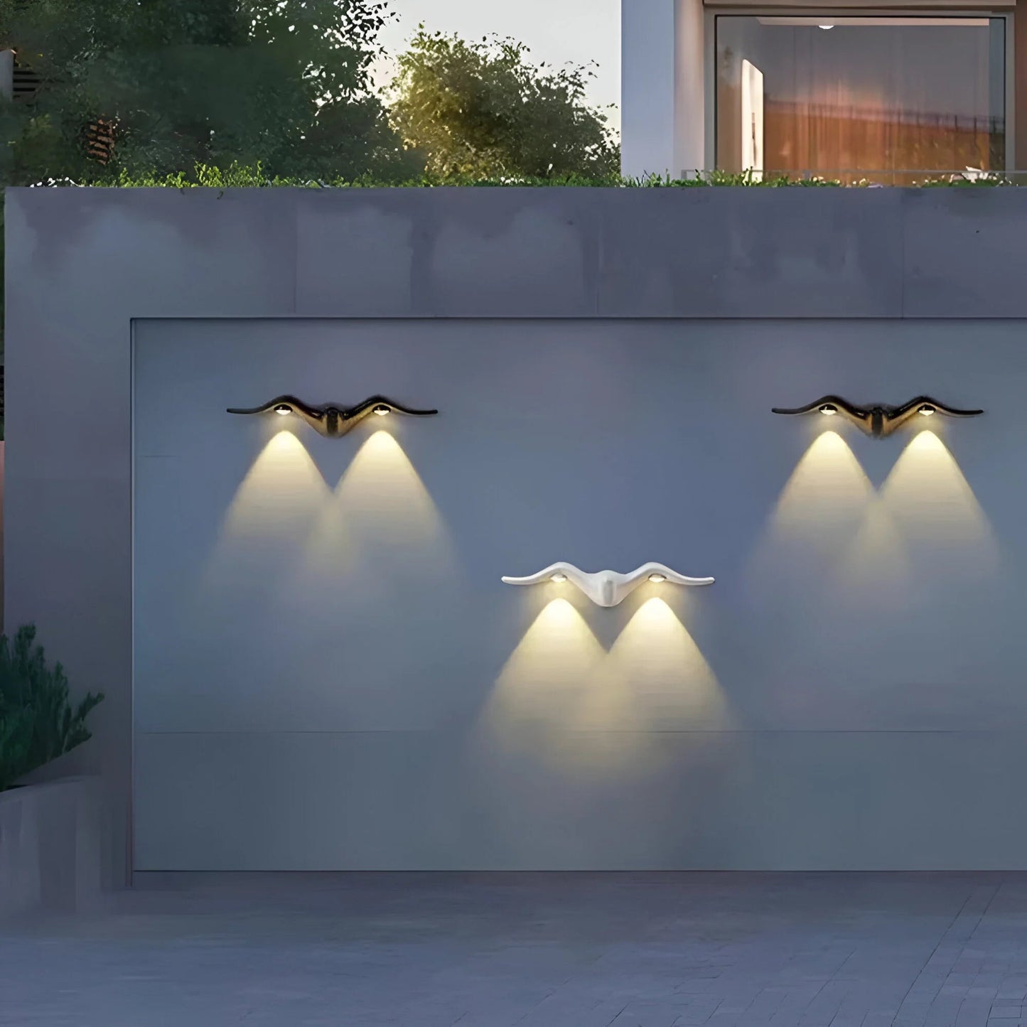 BrightGlow – wodoodporna lampa ścienna Nordic 2