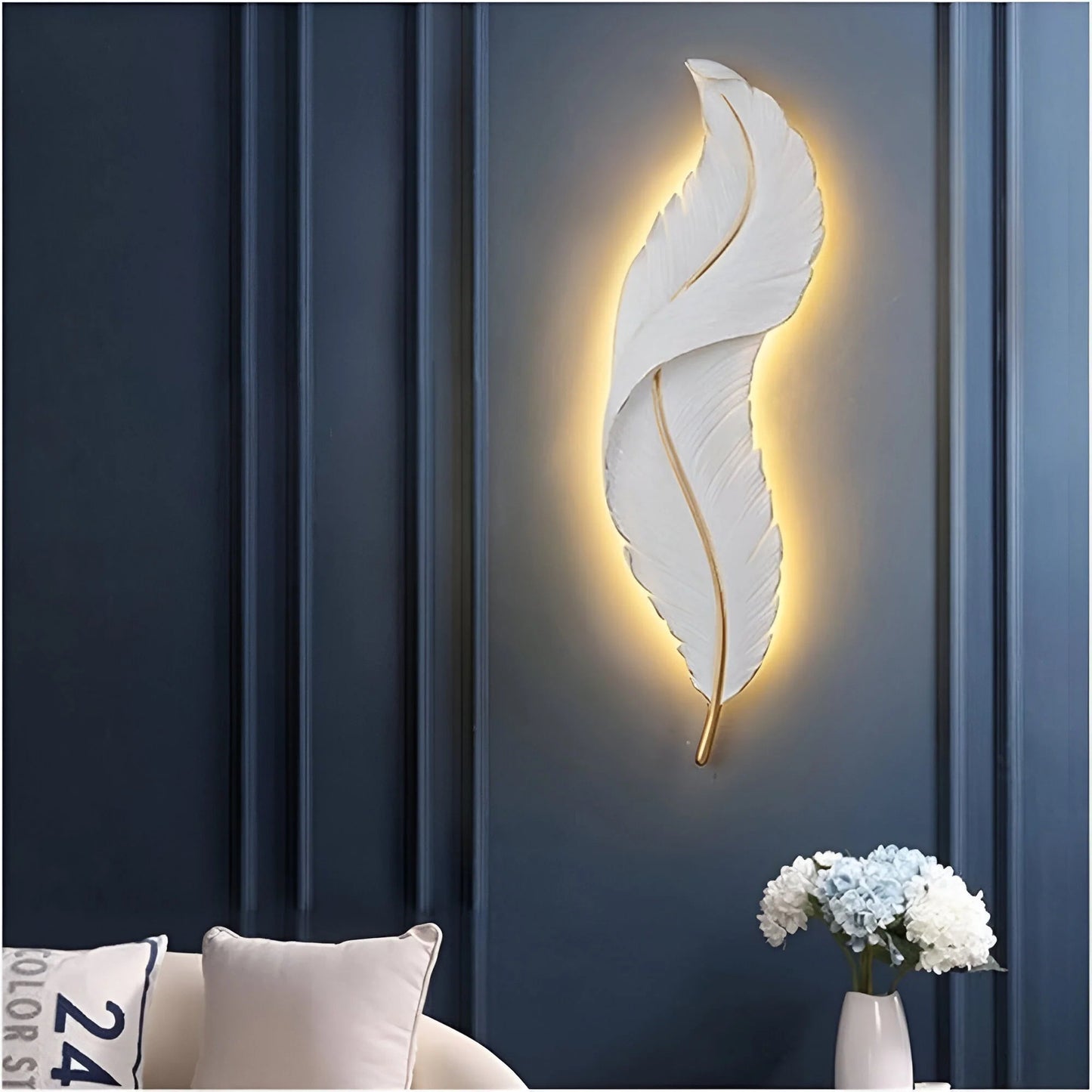 FeatherGlow – Ściemnialna nordycka lampa ścienna LED 1