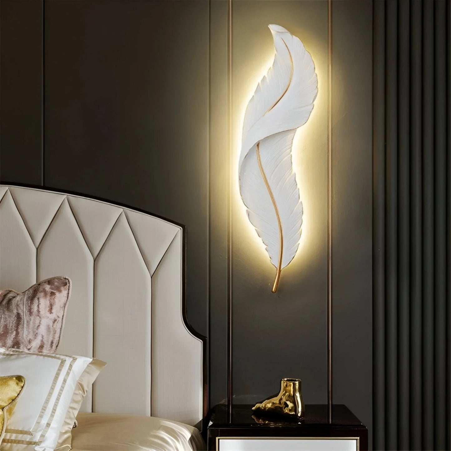 FeatherGlow – Ściemnialna nordycka lampa ścienna LED 4