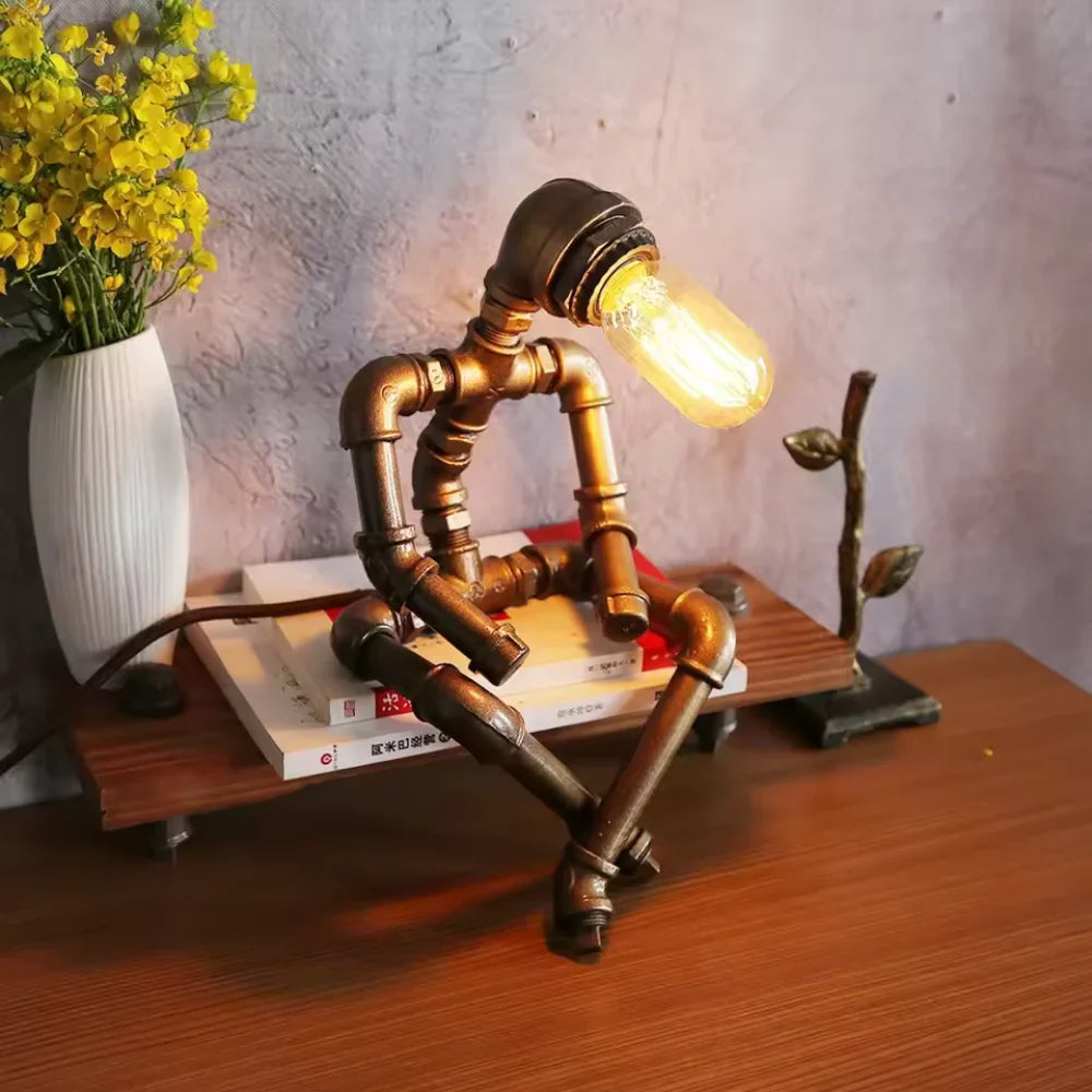 LumeBot – futurystyczna lampa stołowa w kształcie robota 3