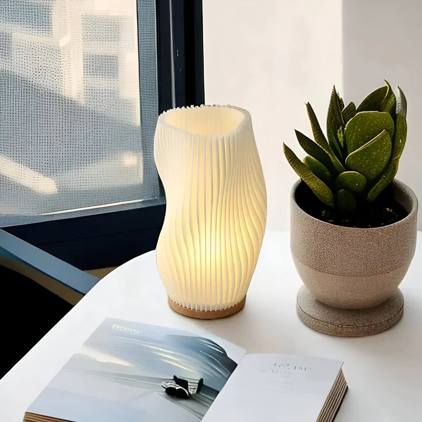 LumiHaven – ściemnialna lampa stołowa sterowana dotykowo 3