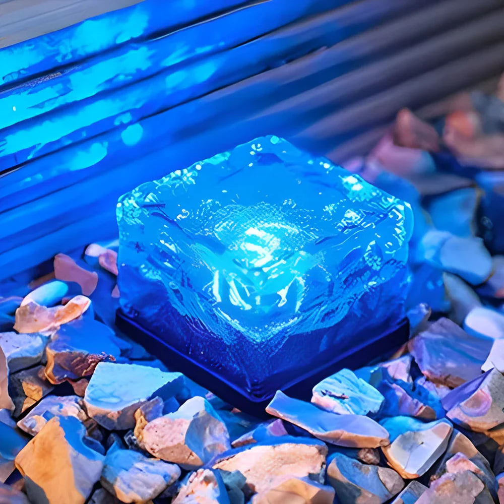 LumiSquare – Lampa ogrodowa zasilana energią słoneczną 3