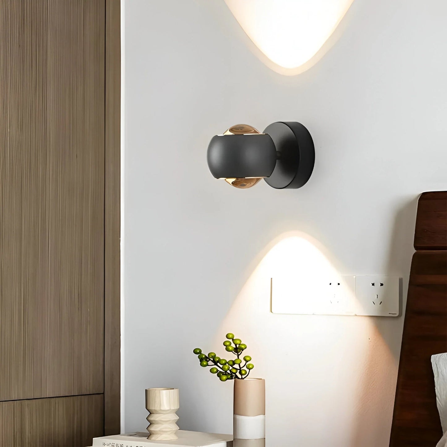 LumiTurn – Regulowana lampa ścienna LED 180° 5
