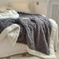 CuddleLux – Dwustronny Koc z Mikrofibry Sherpa