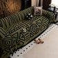 DecoraNest – Stylowy pokrowiec na sofę z wzorem labiryntu