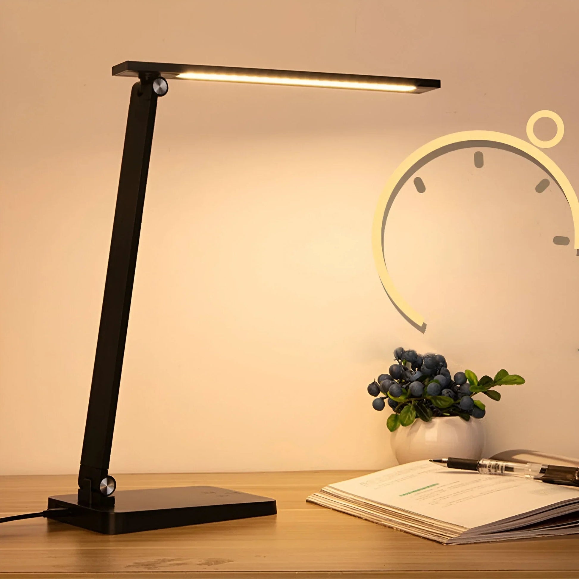 LumaFold – składana lampa stołowa LED z funkcją ściemniania dotykowego 4