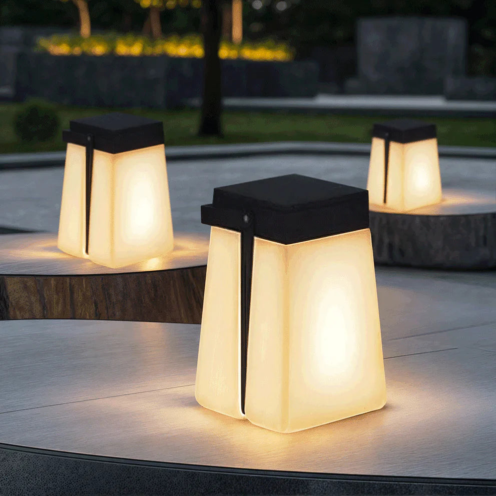 LumeBox – Solarna lampa ogrodowa 3