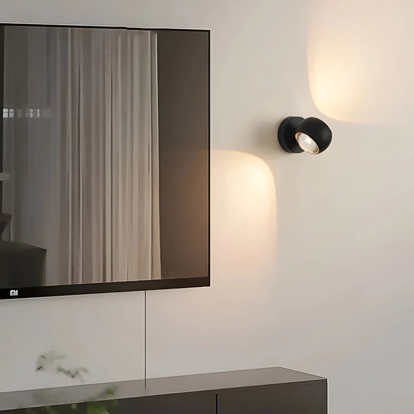 LumiTurn – Regulowana lampa ścienna LED 180° 0