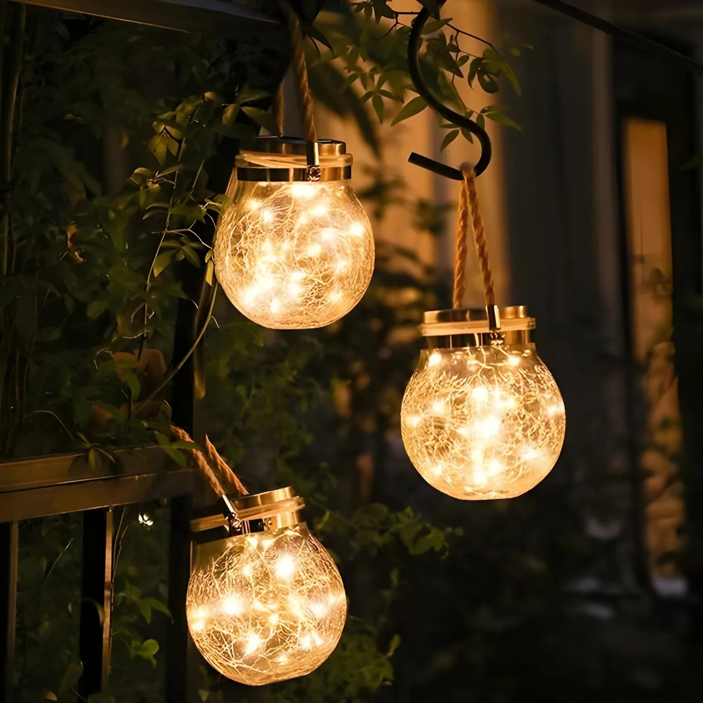 Luminara – Solarna lampa ogrodowa z popękanym szkłem 7