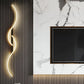 WaveGlow – nowoczesna, zakrzywiona lampa ścienna 2